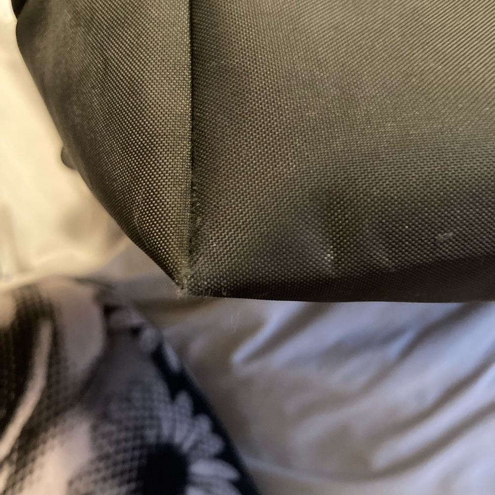 Longchamp Le Pliage Tote - Picture 9 of 14
